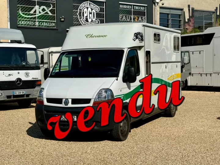 Renault Master AKX 5 Places Cabine