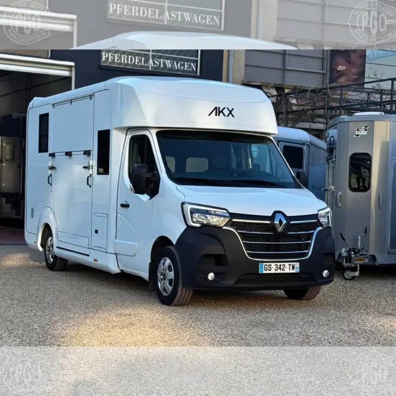 camion chevaux occasion akx 5 places