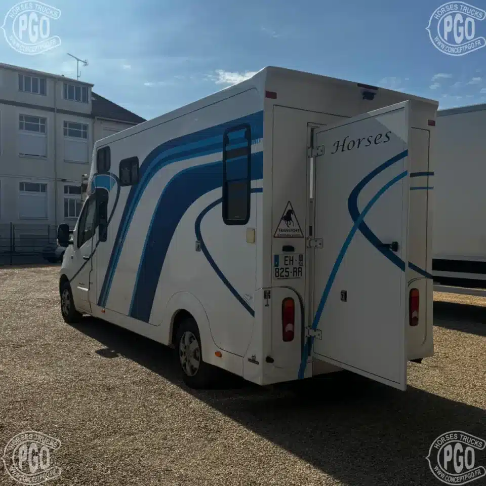 Camion Chevaux 5 Places Renault Master – Image 3