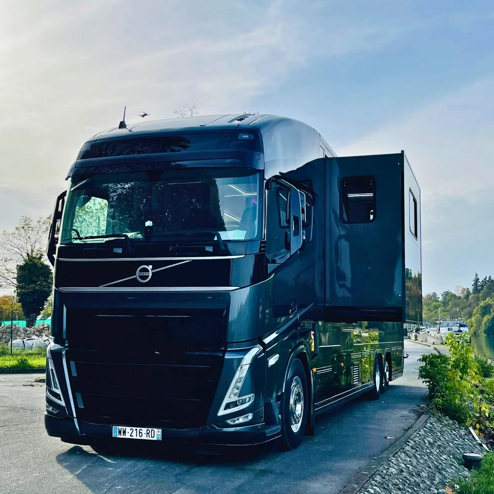 CPGO LX 26T camion chevaux PL 6 places, vue 2