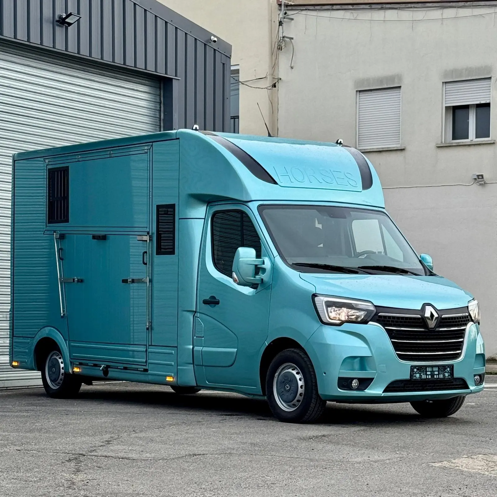 Camion Chevaux VL CPGO PRO 5 - vue 1